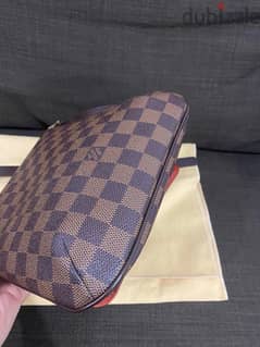 LV Mussette salsa long strap