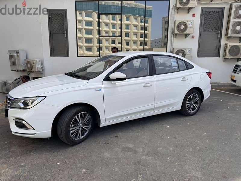 New MG5 for monthly rental / تأجير السيارات الشهريا 4