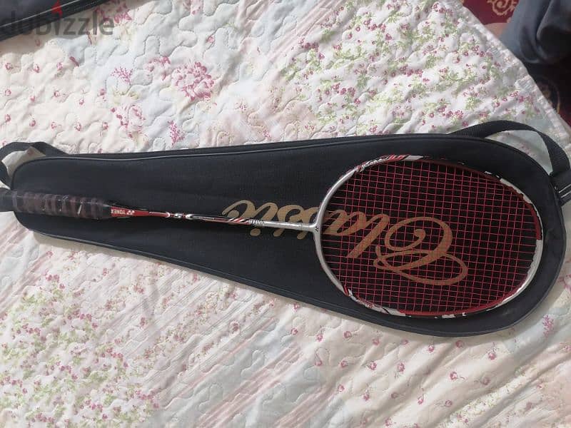 yonex muscle power & yonex isometric racket 4