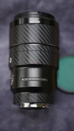 Sony 90mm f2.8 macro - very neat condition 0