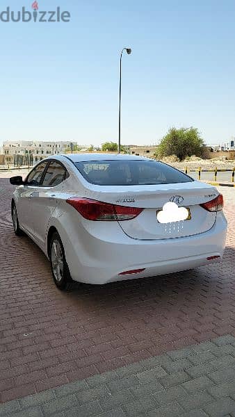 Hyundai Elantra 2012 6