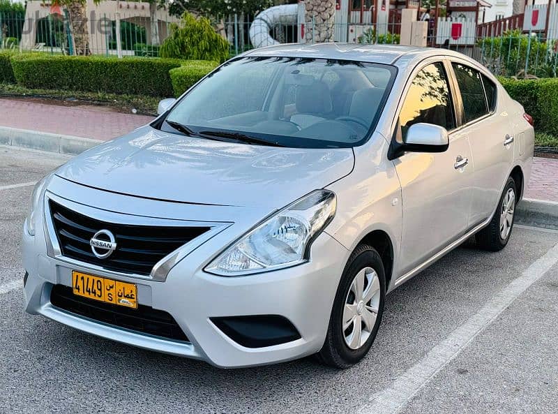 Nissan Sunny 2016 1