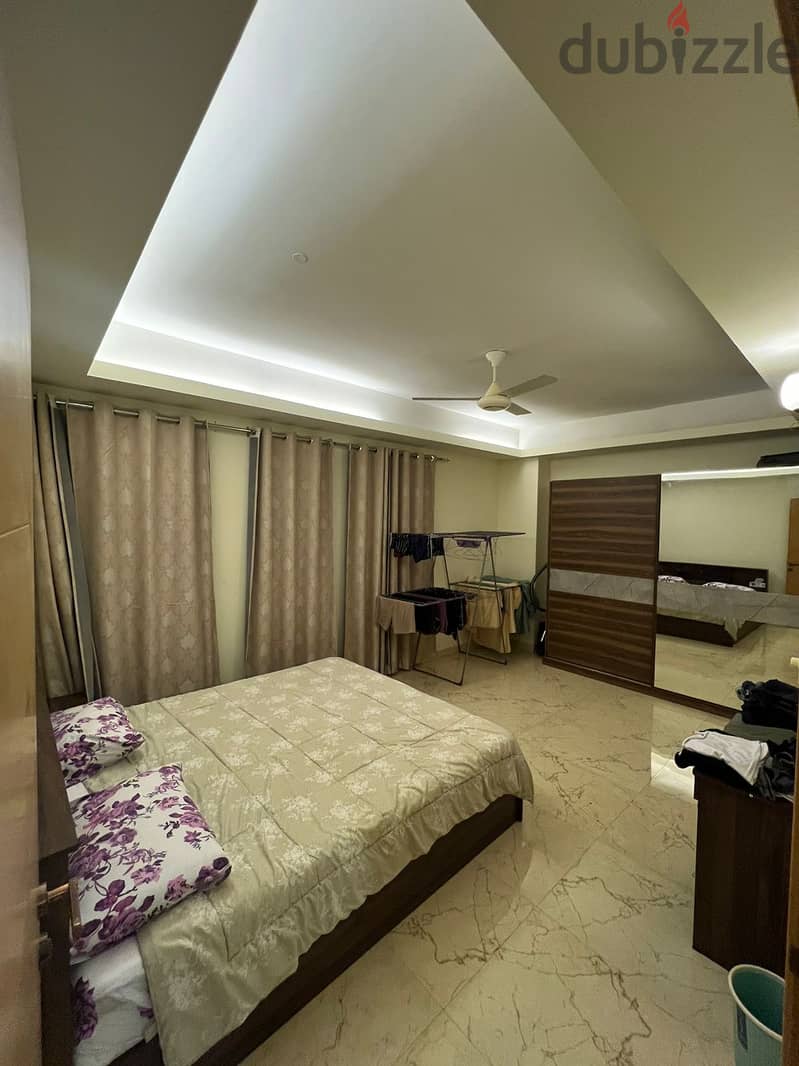 2 BHK, fully furnished including bills 2