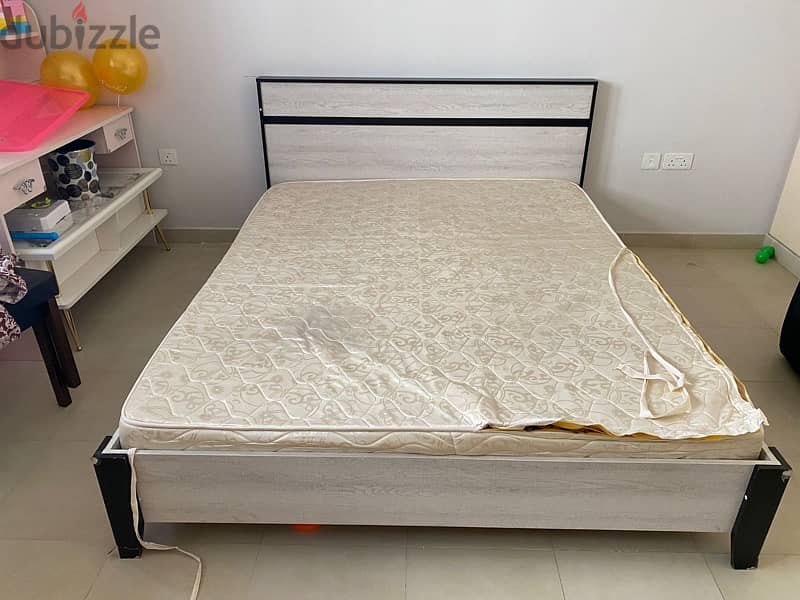 double bed with mattress 5