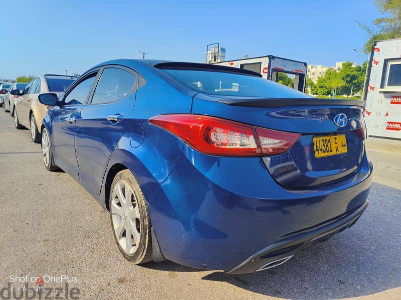 Hyundai Elantra 2011 6