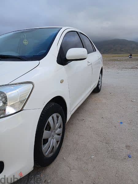 Toyota Yaris 2010 3