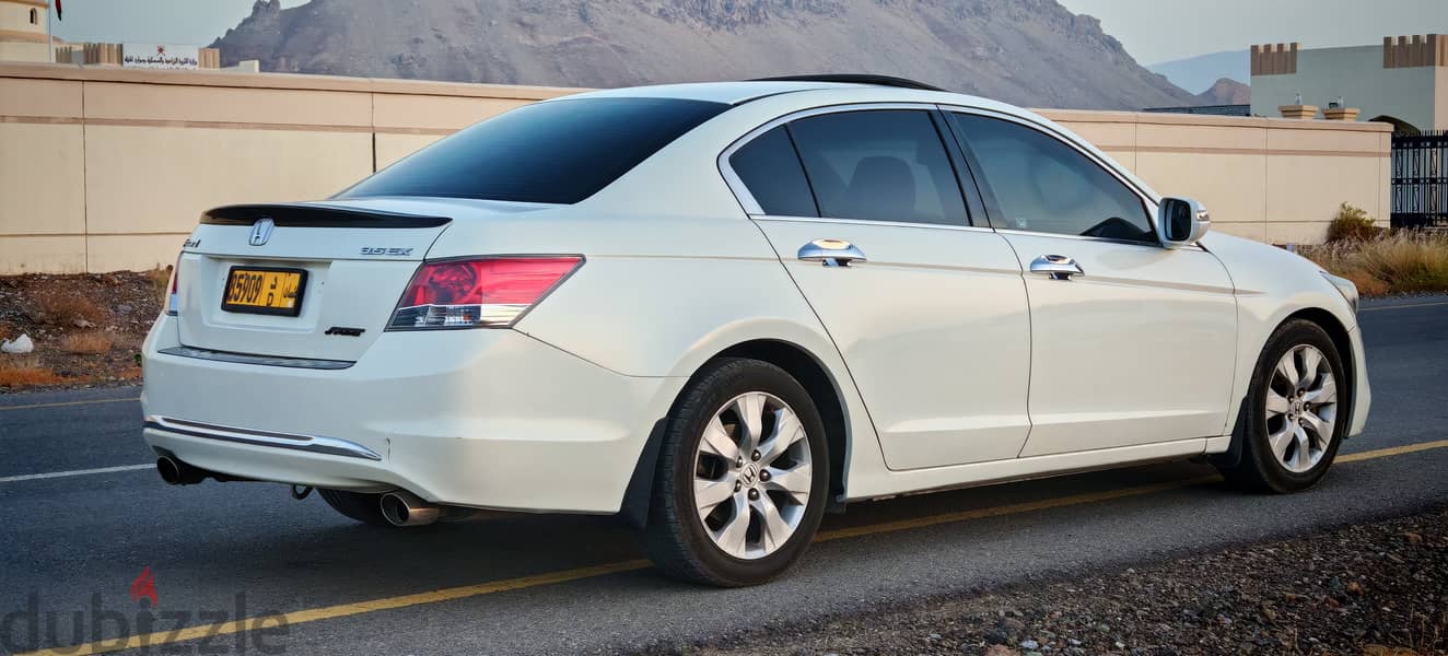 Honda Accord 2008 4