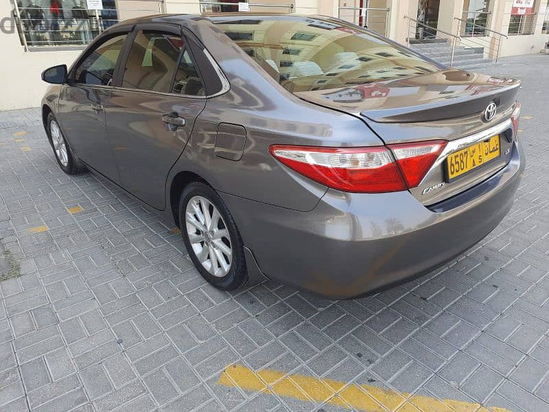 Toyota camry 4