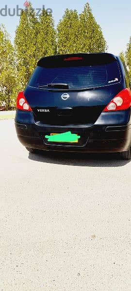 Nissan Tiida 2012 3