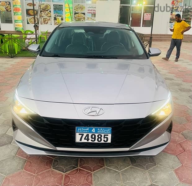 Hyundai Elantra 2021 4