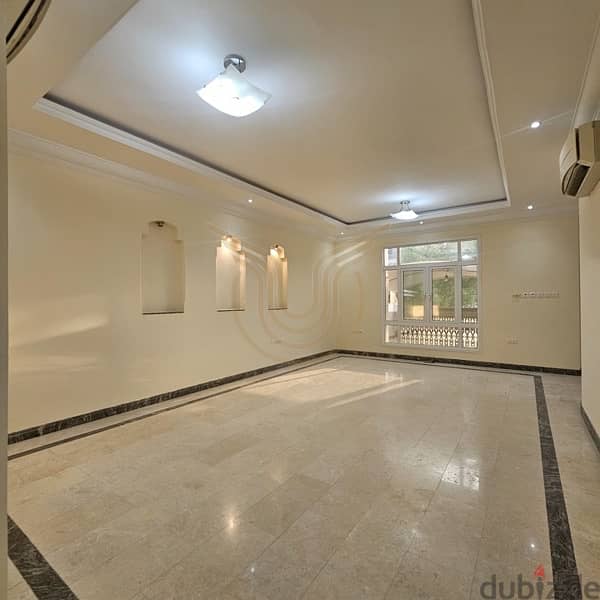 Luxury villa for rent in Al-Azaiba, price 650 OMR 1