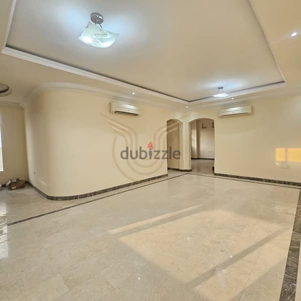 Luxury villa for rent in Al-Azaiba, price 650 OMR 4