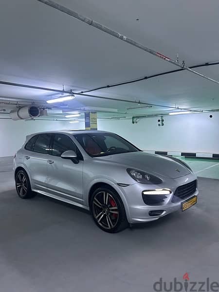 Porsche Cayenne GTS 2014 GCC 2