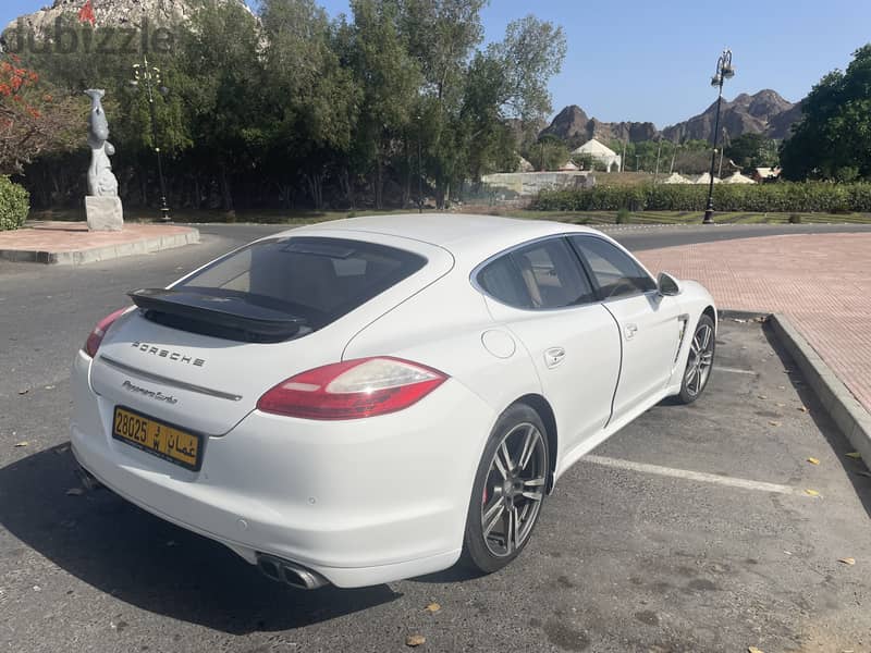 Porsche Panamera 4S 2010 4.8 V8 3