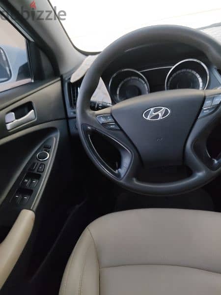 Hyundai Sonata 2012 4