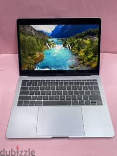 MacBOOK PRO-2017 CORE-i5 8GB RAM 128GB SSD---**//