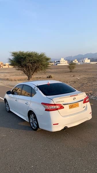 Nissan Sentra SR 2013 3