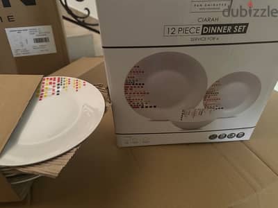 New 12 pieces dinner set