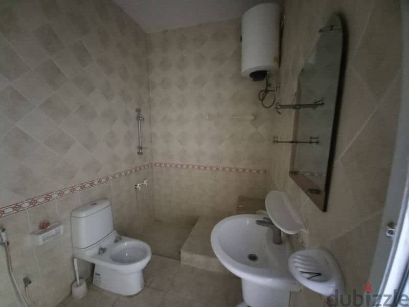 Wadi Adia - Room is available on rent 2