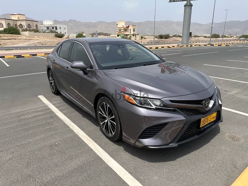 Toyota Camry 2018 1