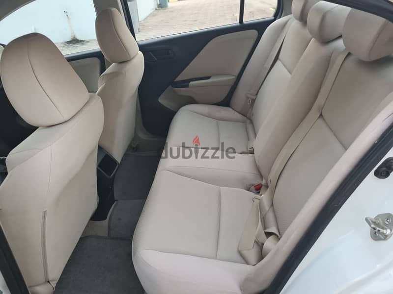 Honda city 2018 oman car 1500 cc 3