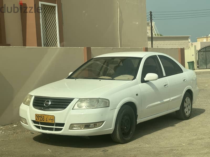 Nissan Sunny 2011 1