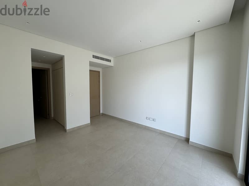 1 Bedroom Apartment for Rent in Juman 2 with Marina View 2