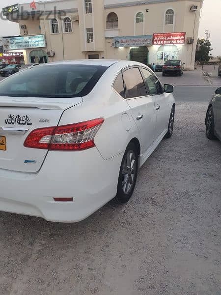 Nissan Sentra 2014 4