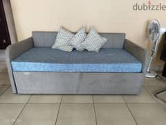 day bed for sale 0