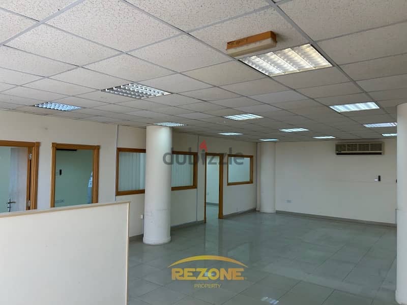 Commercial Office Space Available for Rent in Alia Centre, Al Khuwair 4