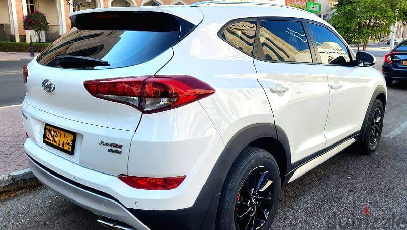 Hyundai Tucson Model 2017 4