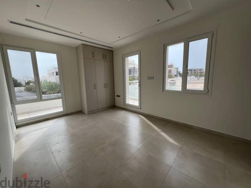 Modern 4 Bedroom Villa in Qurum for Rent 6