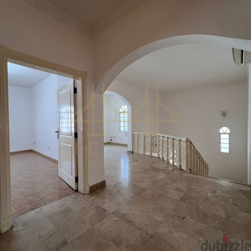 Renovated 5 Bedroom Villa for Rent in Madinat Qaboos 5