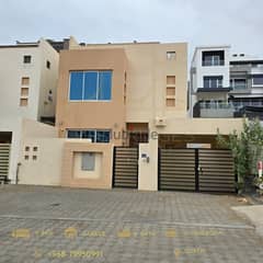 Beautiful 4+1 BR VILLA FOR RENT IN QUROM 0