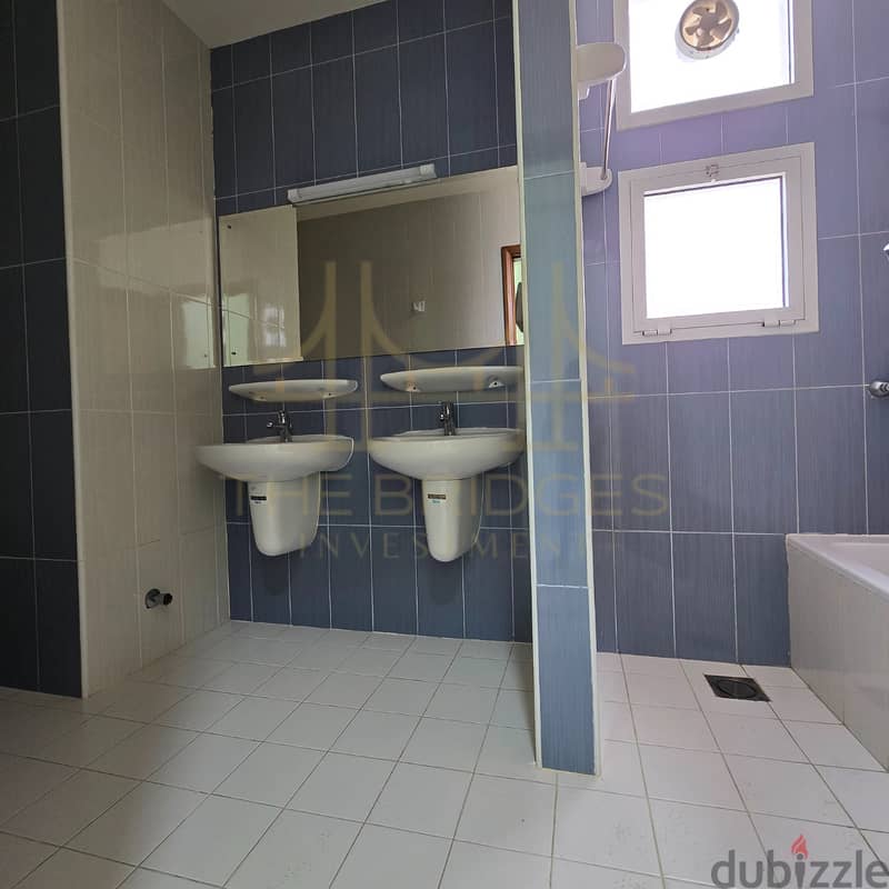 Beautiful 4+1 BR VILLA FOR RENT IN QUROM 2