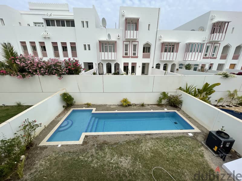 4 Bedroom Villa for Rent in Al Mouj 2