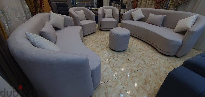 3+3+1+1=8seater sofa set available 3