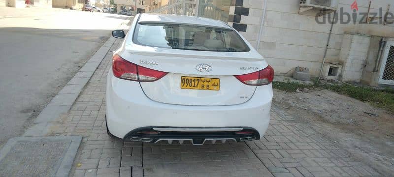 Hyundai Elantra 2012 3