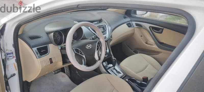 Hyundai Elantra 2012 5