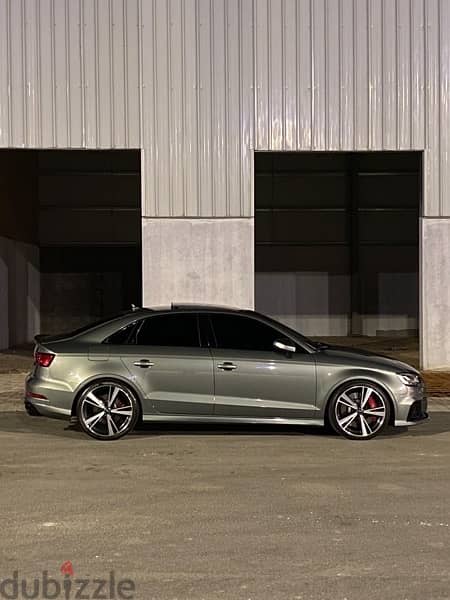 Audi RS3 2018 1