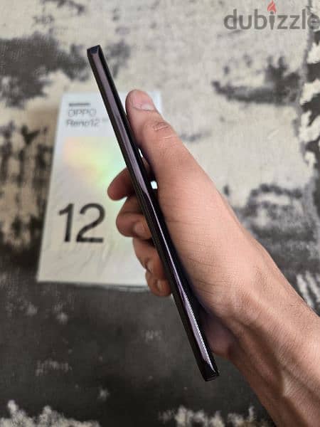 Oppo Reno 12 256gb 12gb almost new condition 5