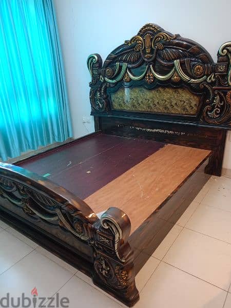 kink size bed na 6 doors cupboard for sale 1