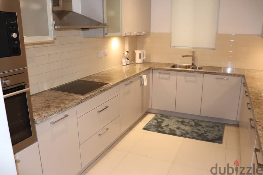 Marina View 2 Bedroom apartment for Sale in Al Mouj 7