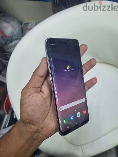 Samsung Galexy S8+ / 64 GB / RAM 4 GB 2