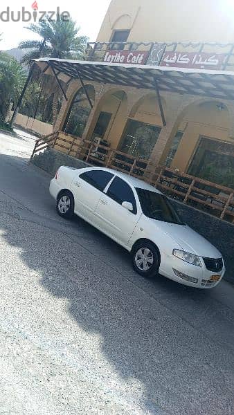 Nissan Sunny 2010 1