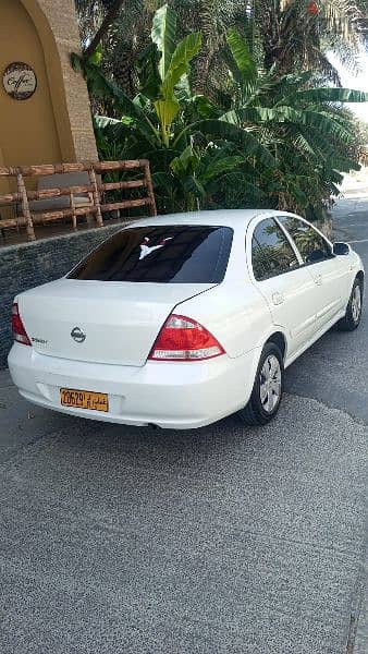 Nissan Sunny 2010 2