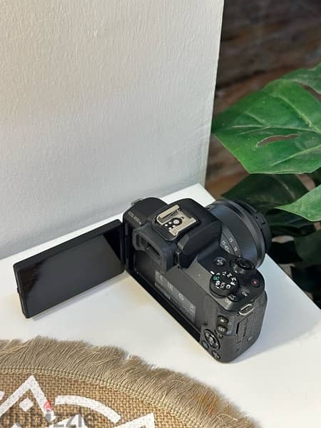 Used vlogger kit / Canon EOS M50 Mark II 8