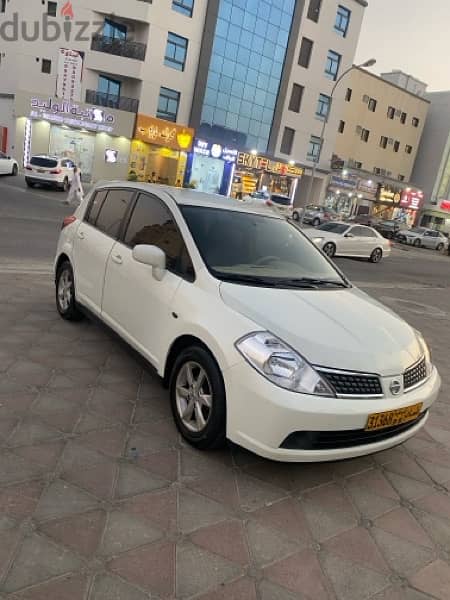 Nissan Tiida 2008 1