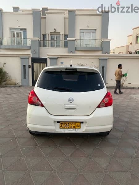 Nissan Tiida 2008 3