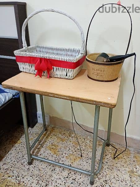 Bed side table and computer table 2